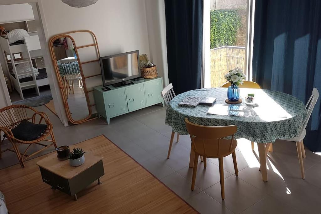Bel Appartement Vannes Centre ภายนอก รูปภาพ