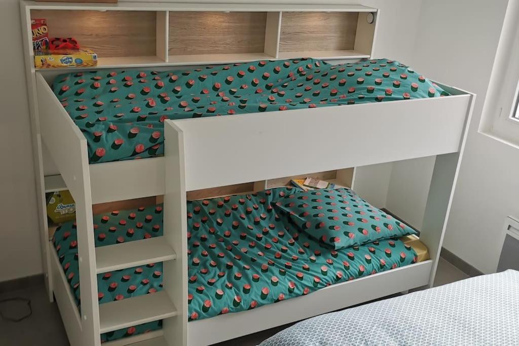 Bel Appartement Vannes Centre ภายนอก รูปภาพ